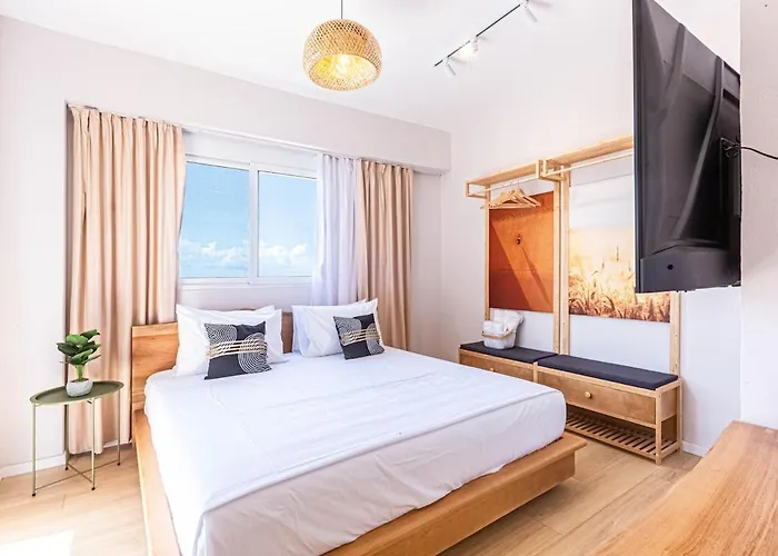 Dhermi's Icon Big 1br Ap 7